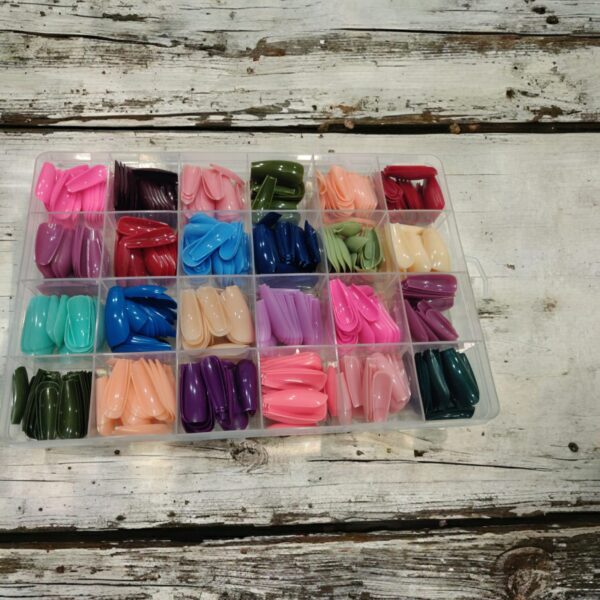 576 Pcs Set Colorful Fake Nails ( 24 Colors )